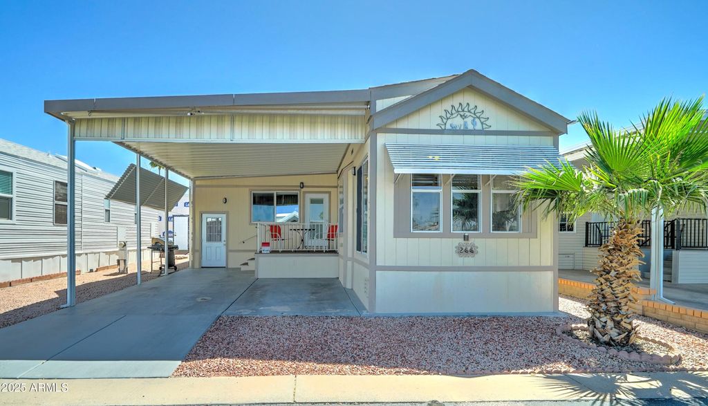 111 S GREENFIELD Road 244, Mesa, AZ 85206