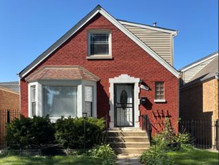 8008 S Wabash Avenue, Chicago, IL 60619
