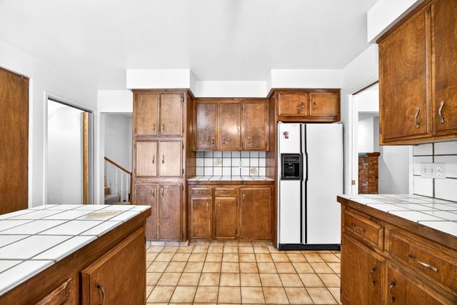 5637 Longwood Way, Citrus Heights, CA 95610