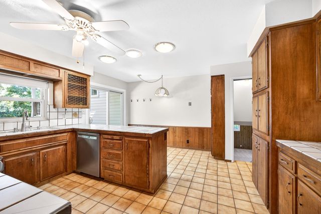 5637 Longwood Way, Citrus Heights, CA 95610