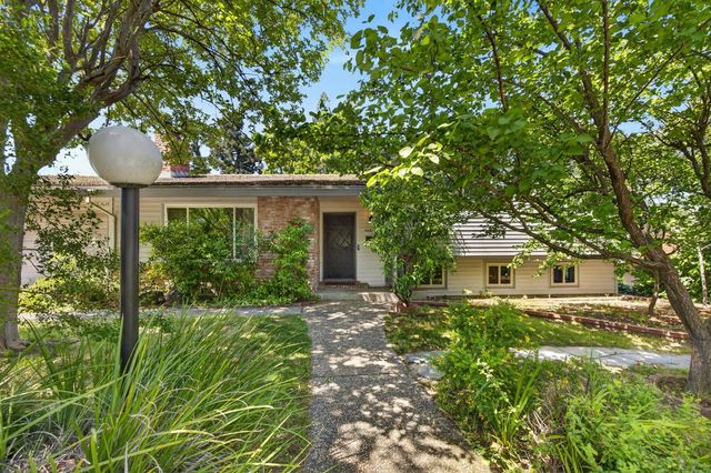 5637 Longwood Way, Citrus Heights, CA 95610