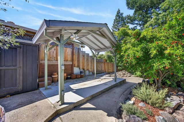 5637 Longwood Way, Citrus Heights, CA 95610