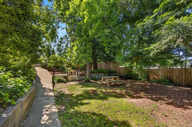 5637 Longwood Way, Citrus Heights, CA 95610