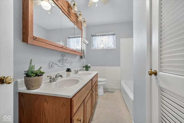 9305 E Thompson Road, Indianapolis, IN 46239