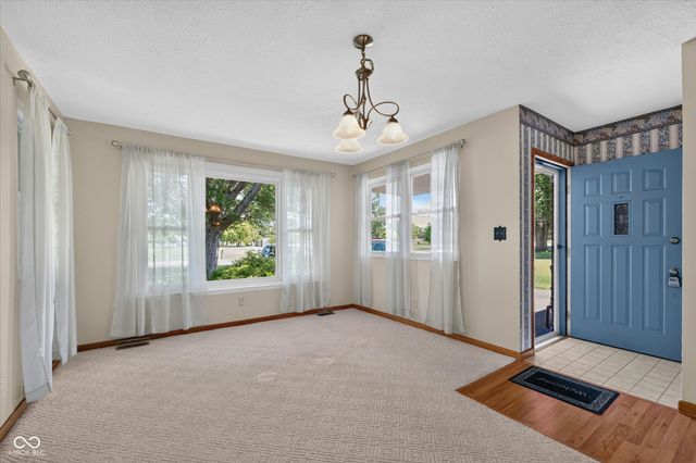 9305 E Thompson Road, Indianapolis, IN 46239