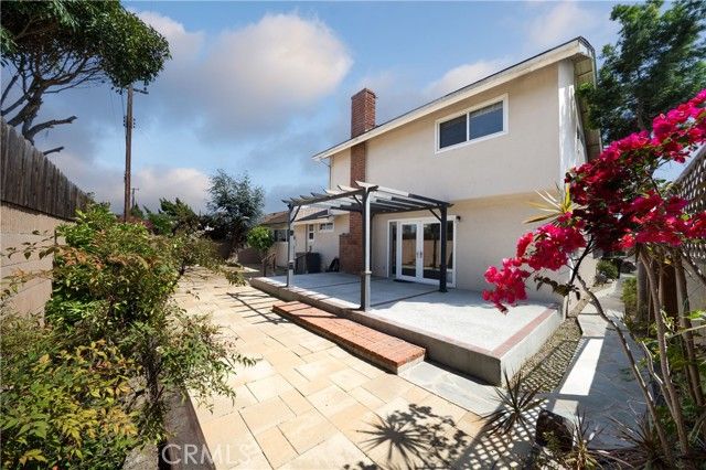 4681 Newman, Cypress, CA 90630