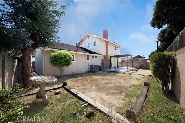 4681 Newman, Cypress, CA 90630