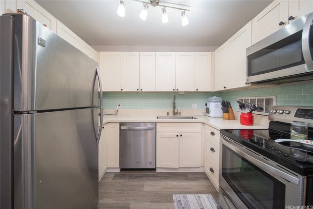 1600 Wilikina Drive A404, Wahiawa, HI 96786