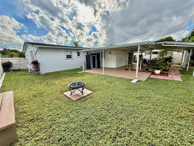 8855 SW 17th Ter 0, Miami, FL 33165