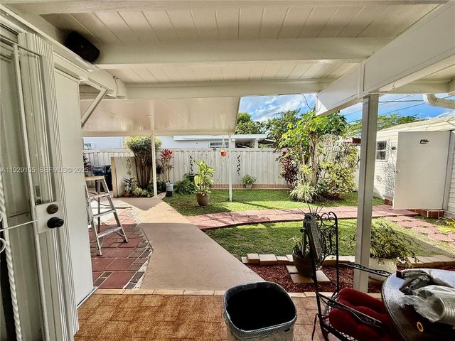 8855 SW 17th Ter 0, Miami, FL 33165