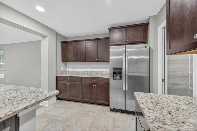 5928 Augustine Dr, Pace, FL 32571