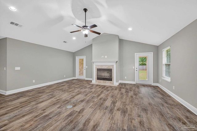 5928 Augustine Dr, Pace, FL 32571