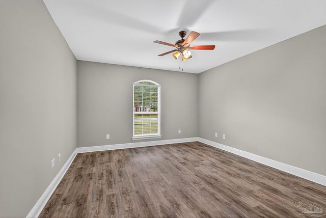 5928 Augustine Dr, Pace, FL 32571