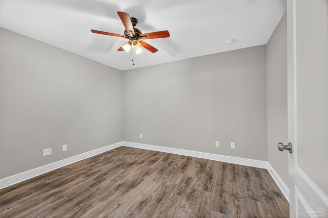 5928 Augustine Dr, Pace, FL 32571