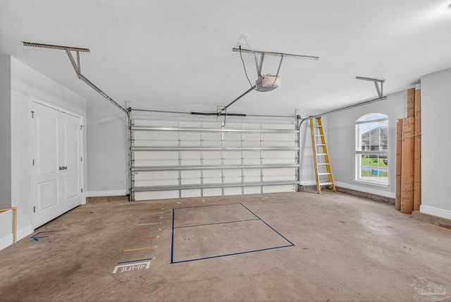 5928 Augustine Dr, Pace, FL 32571