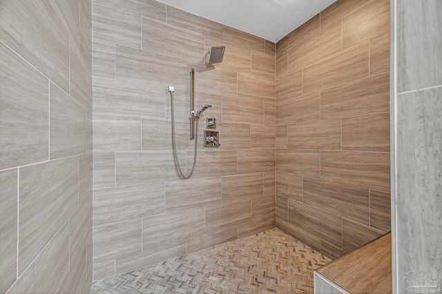 5928 Augustine Dr, Pace, FL 32571