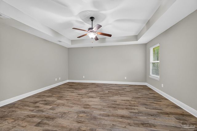 5928 Augustine Dr, Pace, FL 32571