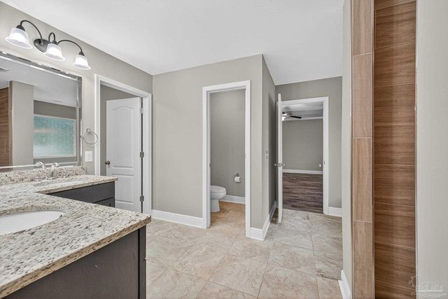 5928 Augustine Dr, Pace, FL 32571