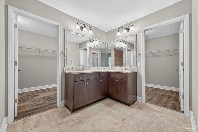 5928 Augustine Dr, Pace, FL 32571