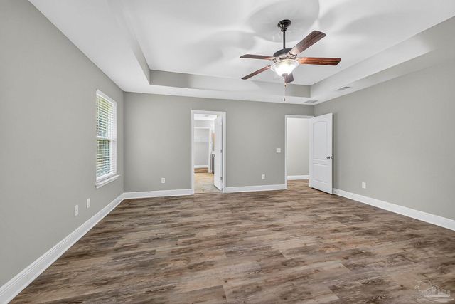 5928 Augustine Dr, Pace, FL 32571