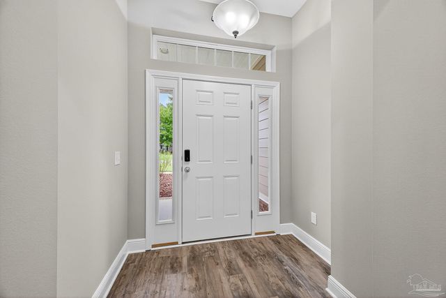 5928 Augustine Dr, Pace, FL 32571