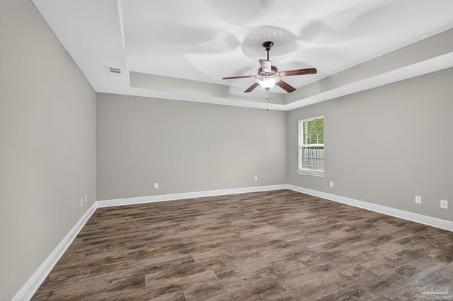 5928 Augustine Dr, Pace, FL 32571