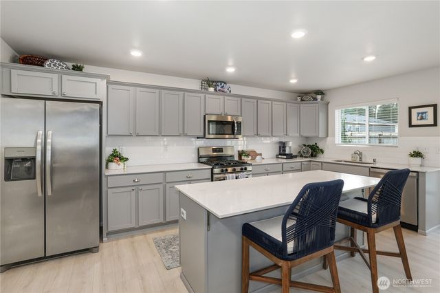 19908 135th Avenue E, Graham, WA 98338