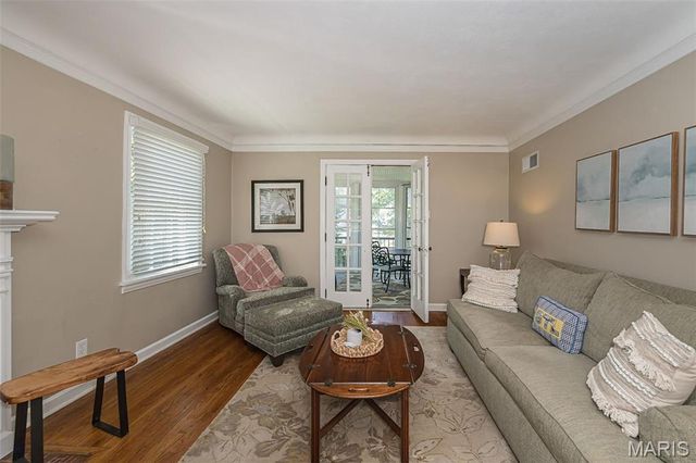 601 Woodard Drive, St Louis, MO 63122