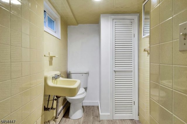 416 Lakeview Ave, Ringwood Boro, NJ 07456