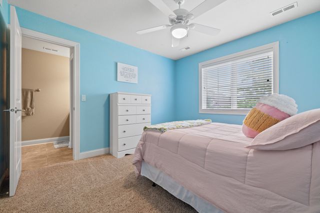 160 62nd Street, West Des Moines, IA 50266