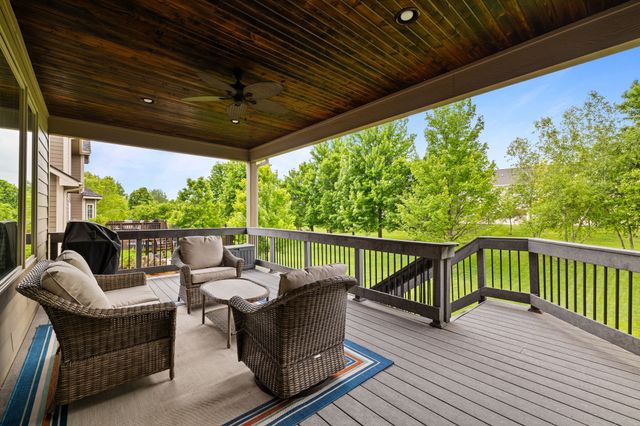 160 62nd Street, West Des Moines, IA 50266
