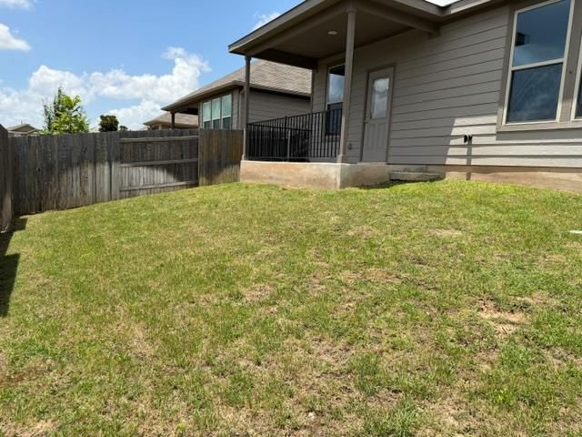 149 Lemonball DR, Buda, TX 78610