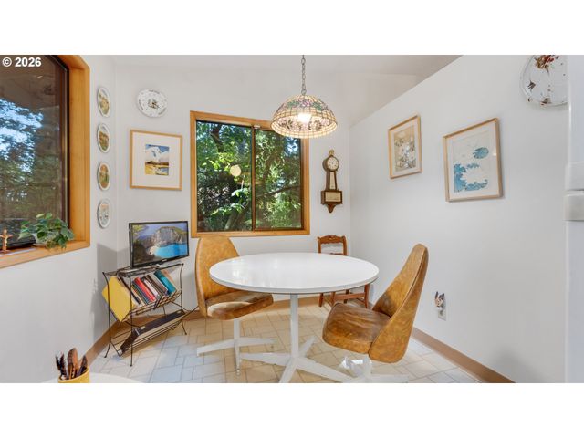 9200 Sw ELROSE Ct, Portland, OR 97224