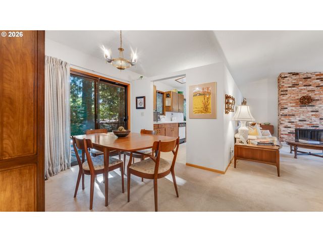 9200 Sw ELROSE Ct, Portland, OR 97224