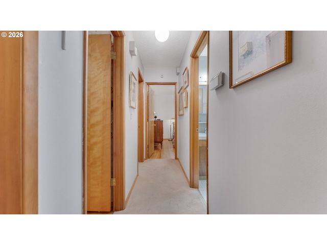 9200 Sw ELROSE Ct, Portland, OR 97224
