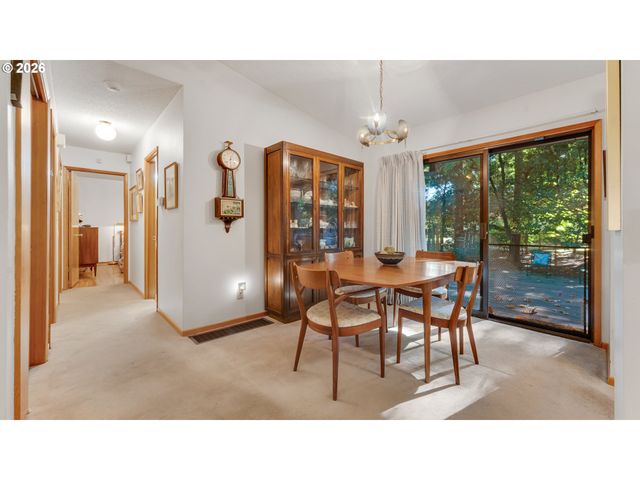 9200 Sw ELROSE Ct, Portland, OR 97224