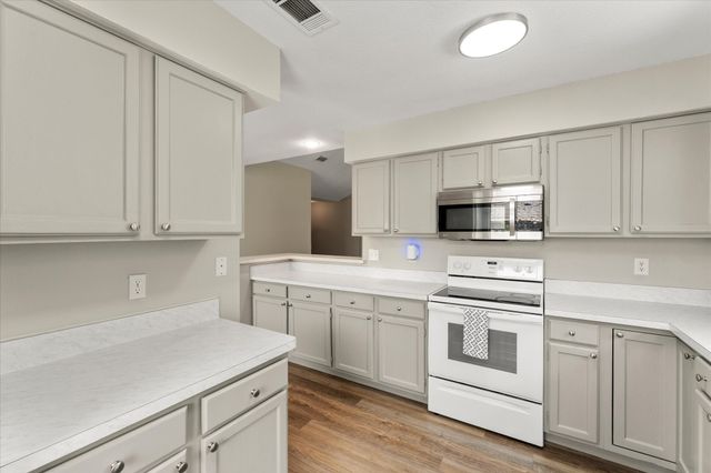 821 Baxter Drive, Plano, TX 75025