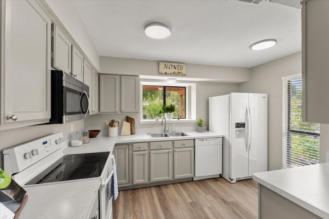 821 Baxter Drive, Plano, TX 75025