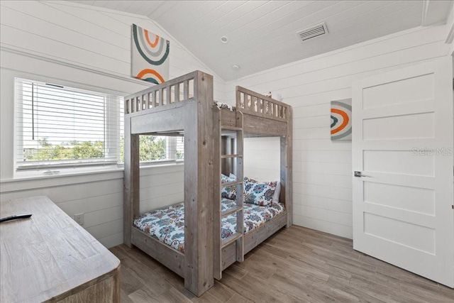 239 S HARBOR DRIVE, Holmes Beach, FL 34217