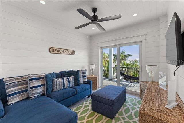239 S HARBOR DRIVE, Holmes Beach, FL 34217