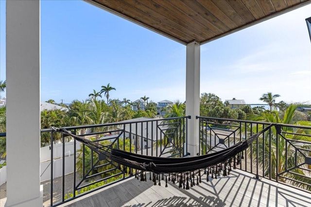 239 S HARBOR DRIVE, Holmes Beach, FL 34217