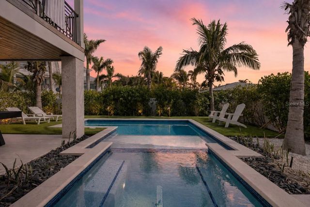 239 S HARBOR DRIVE, Holmes Beach, FL 34217