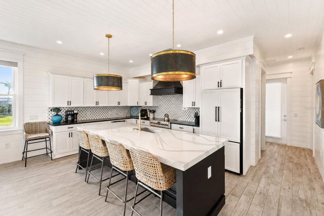 239 S HARBOR DRIVE, Holmes Beach, FL 34217