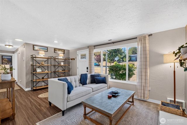 3017 N Bennett Street, Tacoma, WA 98407