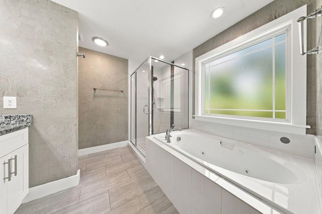 527 S Fredrick Way, Boiling Springs, SC 29316
