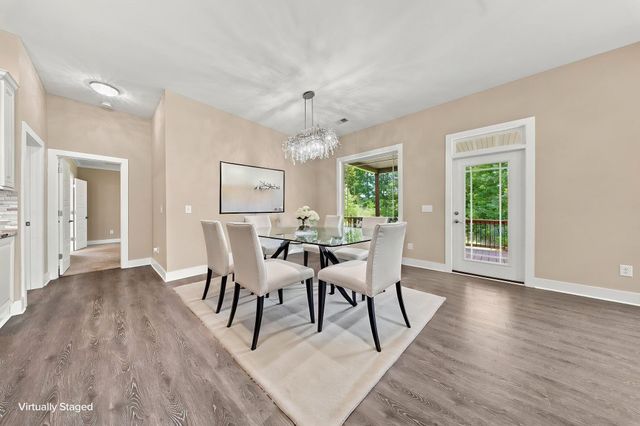 527 S Fredrick Way, Boiling Springs, SC 29316