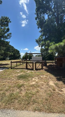 5337 Dusty Road, Athens, TX 75752