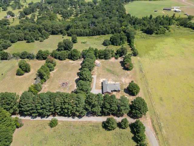 5337 Dusty Road, Athens, TX 75752