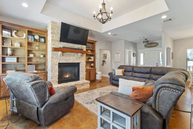 5337 Dusty Road, Athens, TX 75752