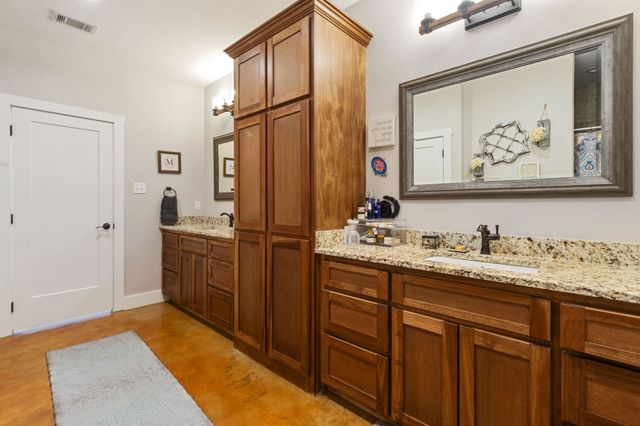 5337 Dusty Road, Athens, TX 75752